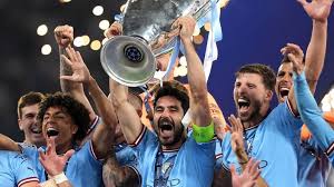 极速电竞APP：斯基拉：加盟罗马前，胡梅尔斯今夏拒绝了15家俱乐部的报价